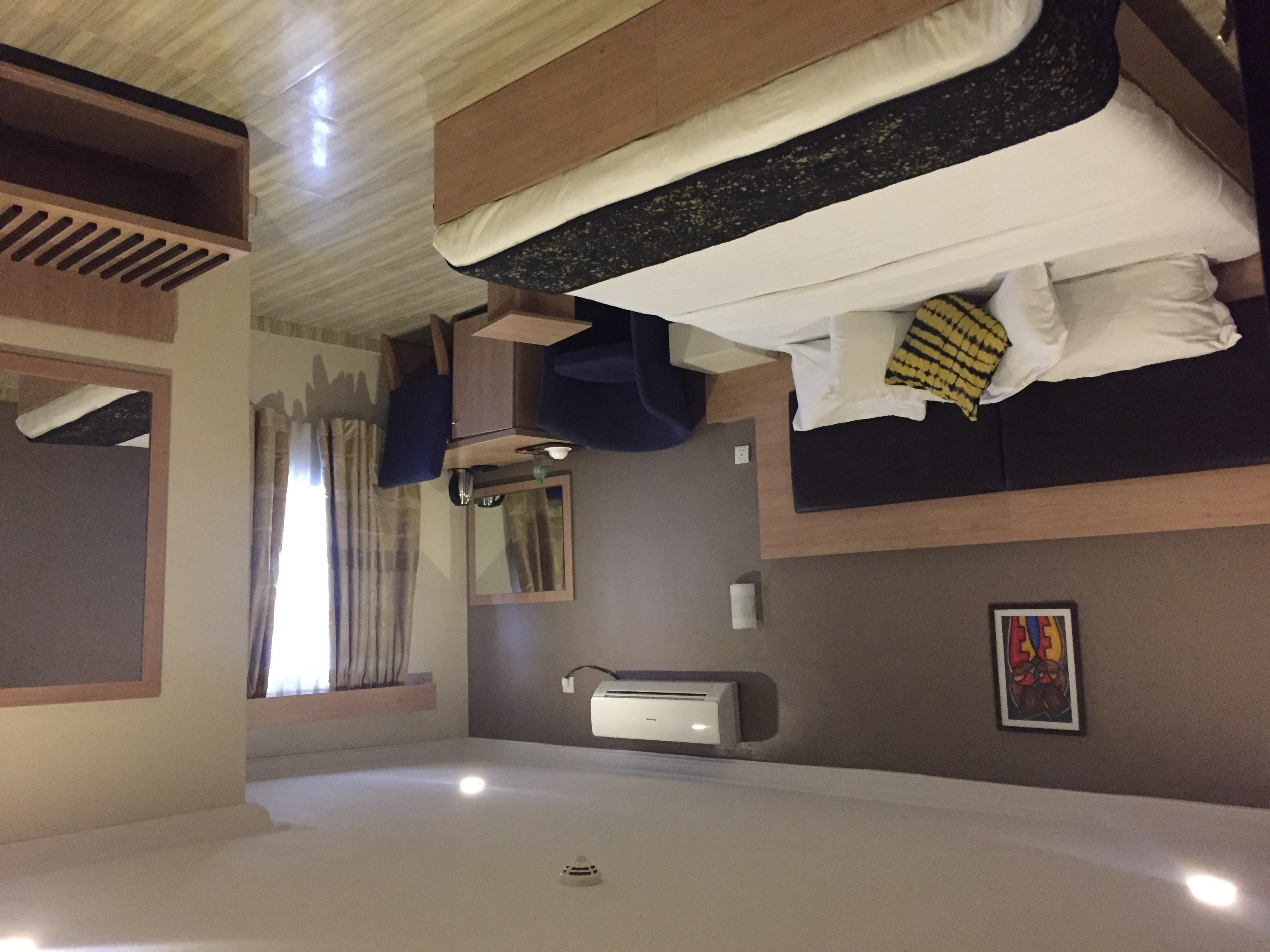 Visa Karena Hotels